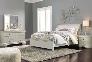 ashley_jorstad bedroom_b378